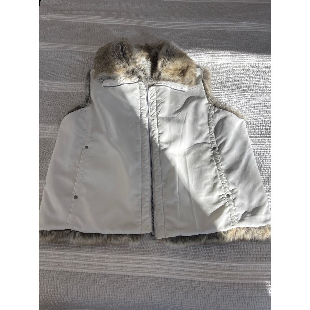 Women’s Reversible Fur Vest